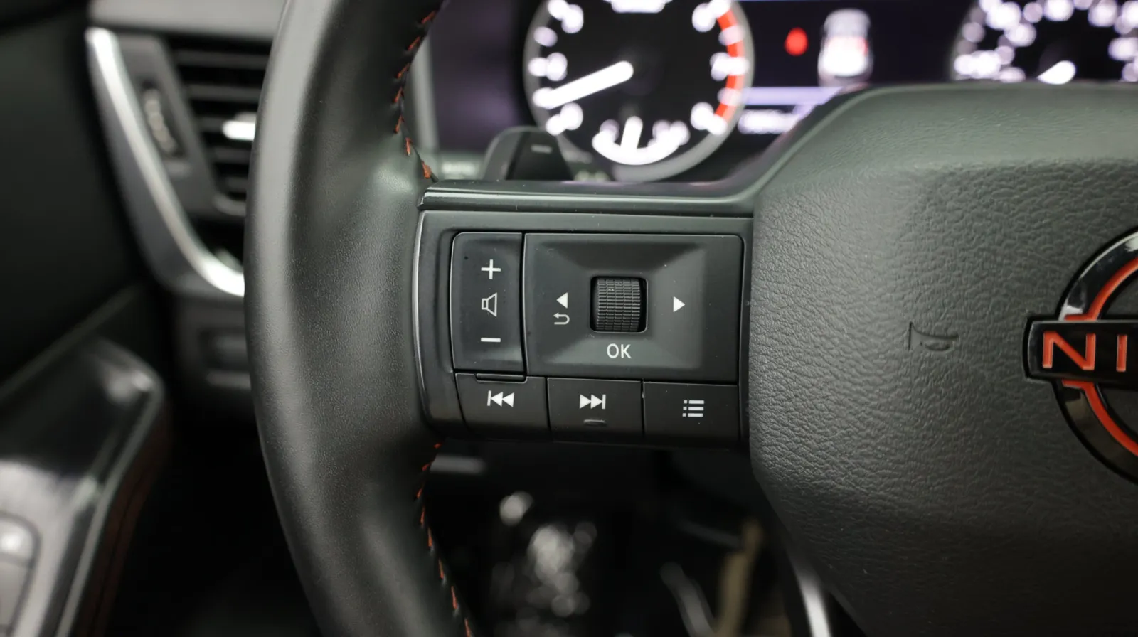 Nissan Rogue photo 21