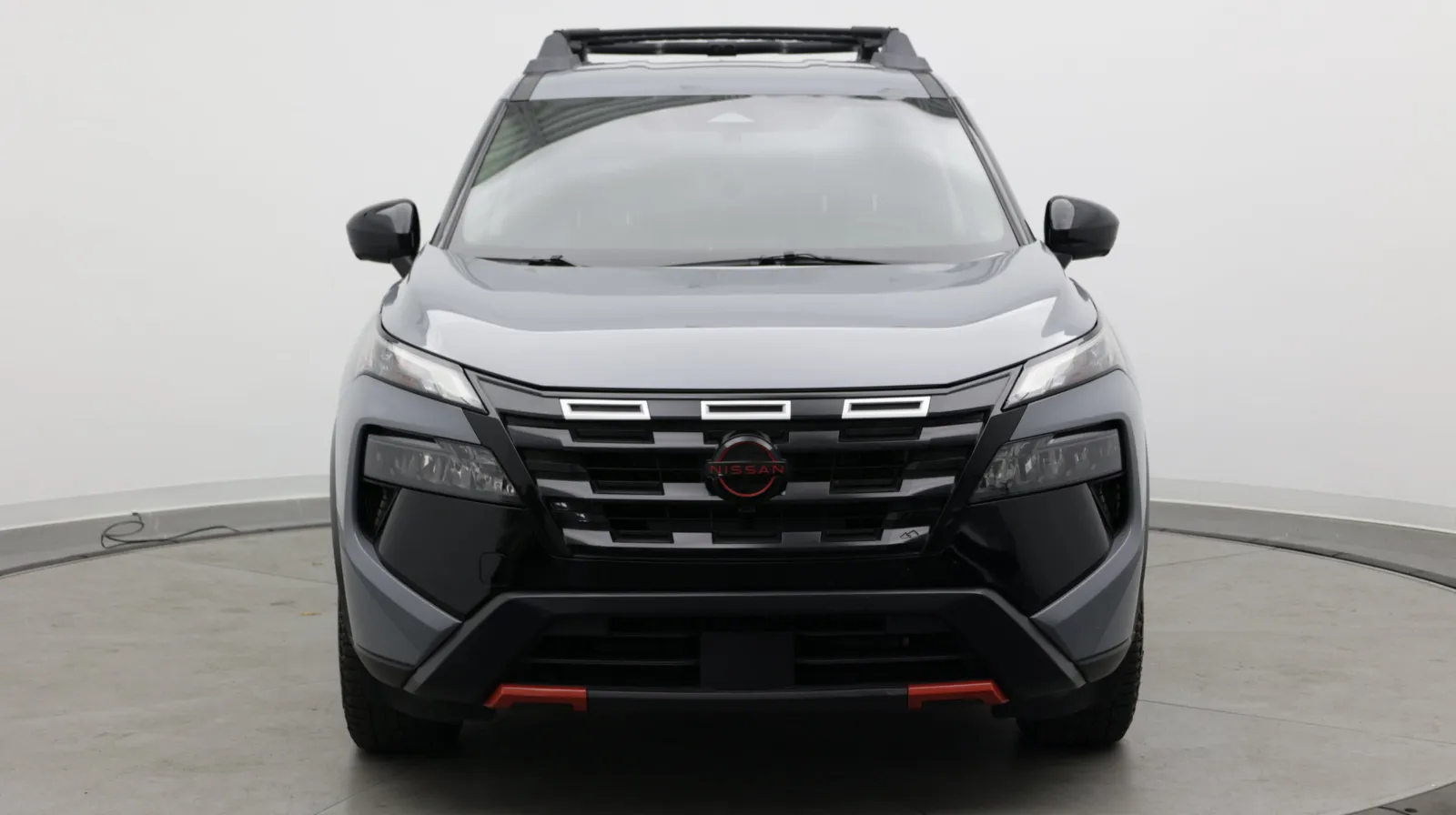 Nissan Rogue photo 2