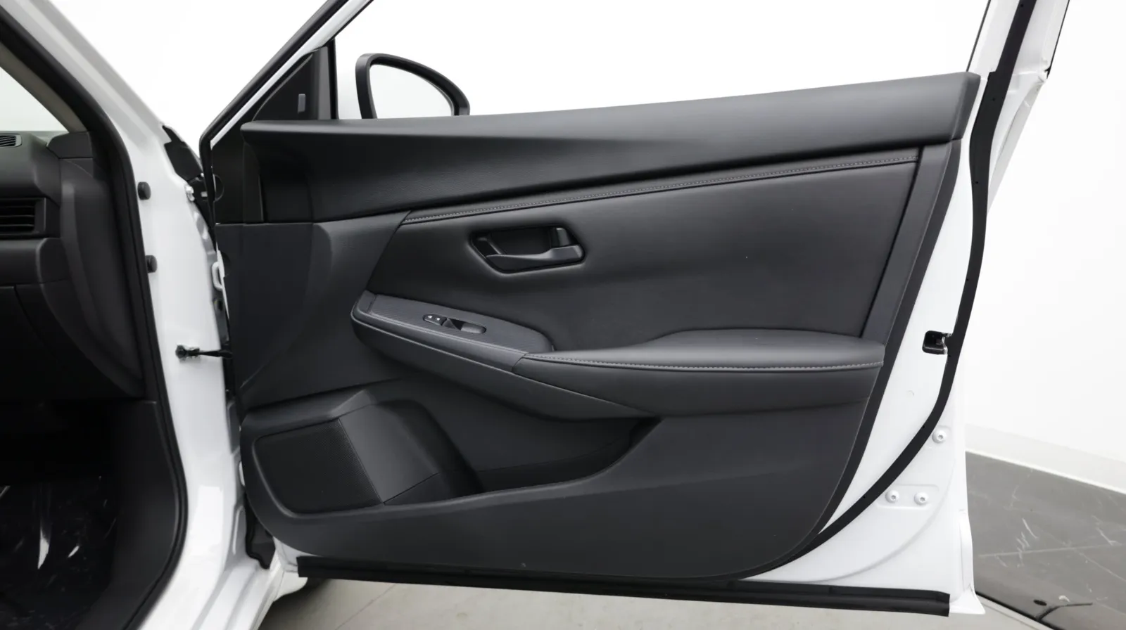 Nissan Sentra photo 34