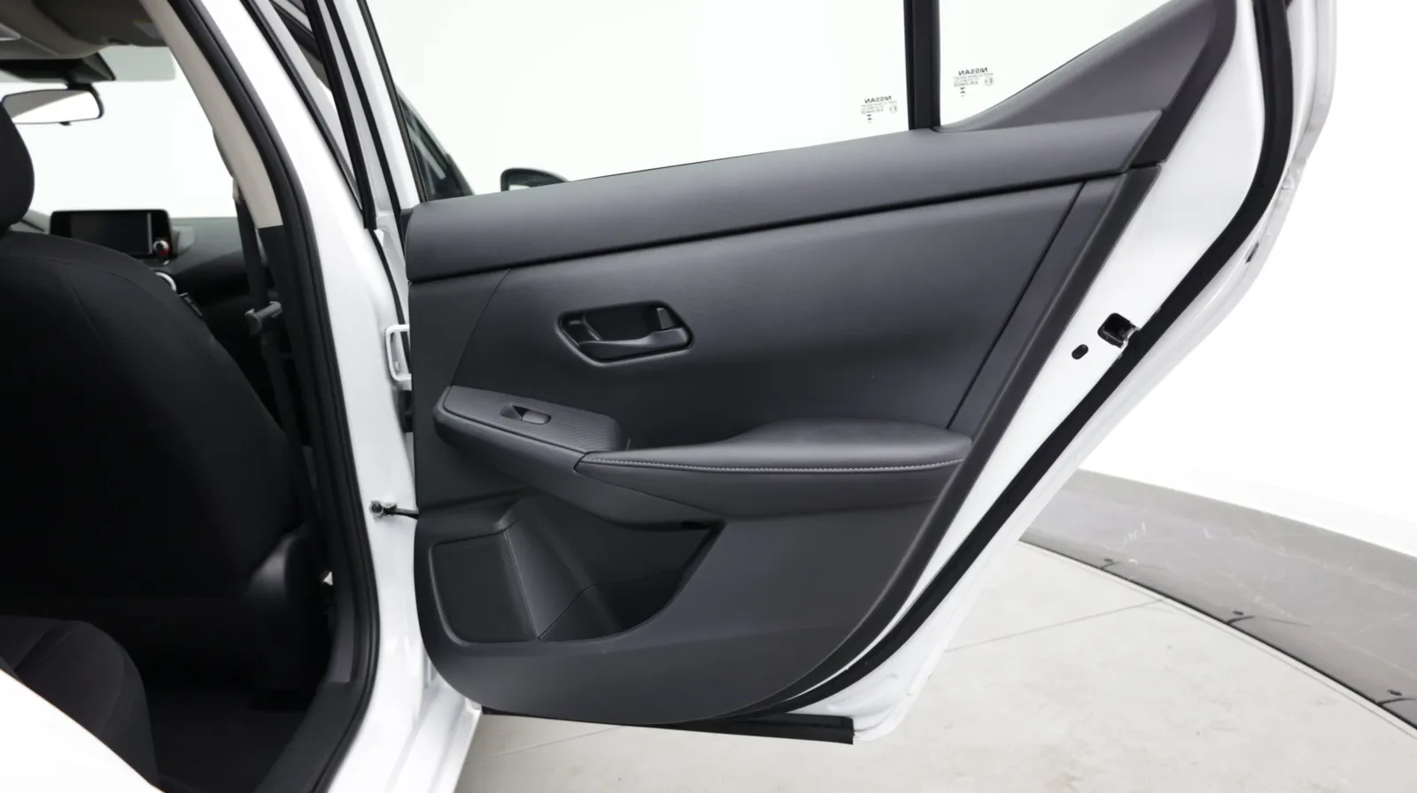 Nissan Sentra photo 32