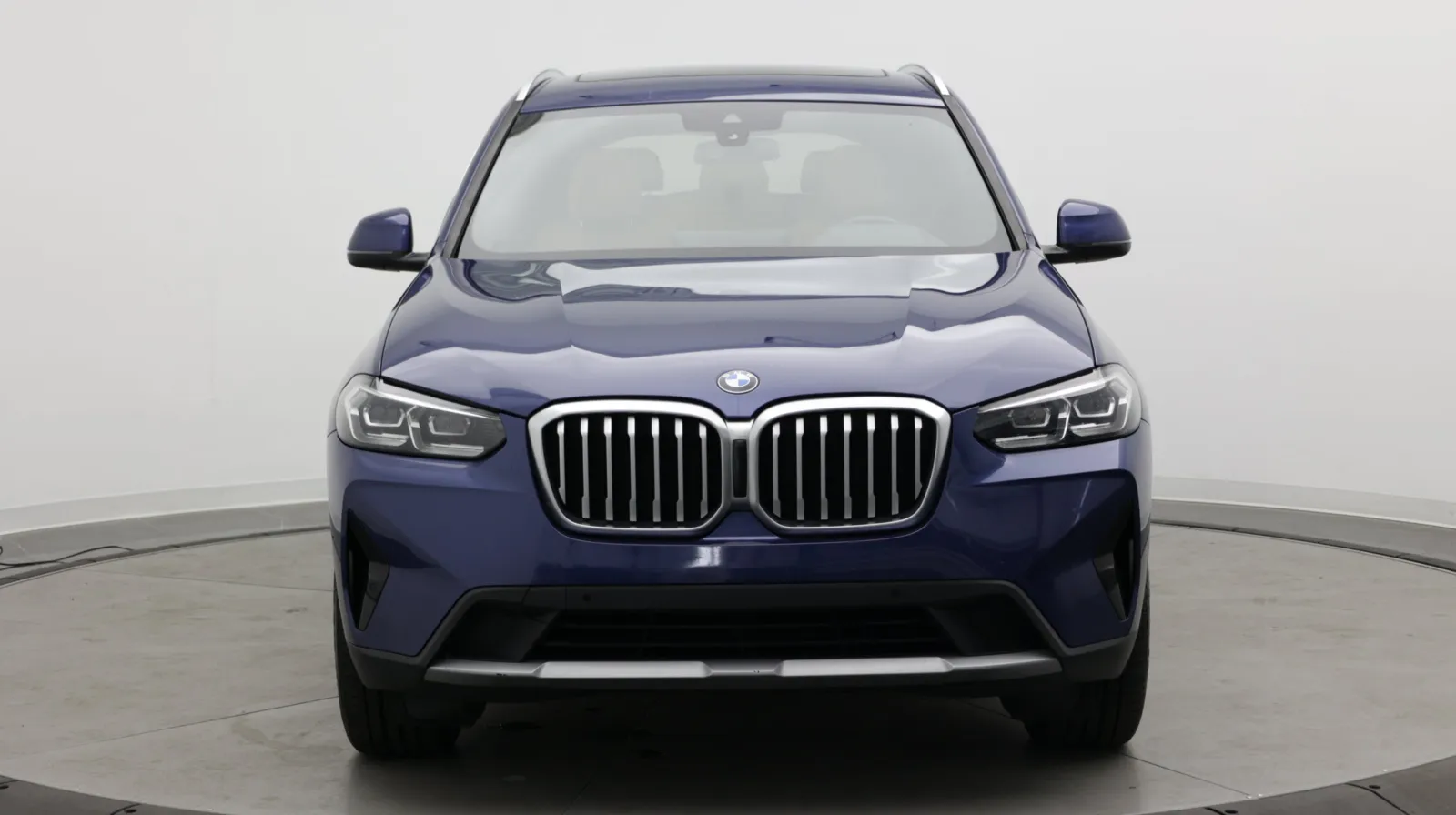 BMW X3 photo 2