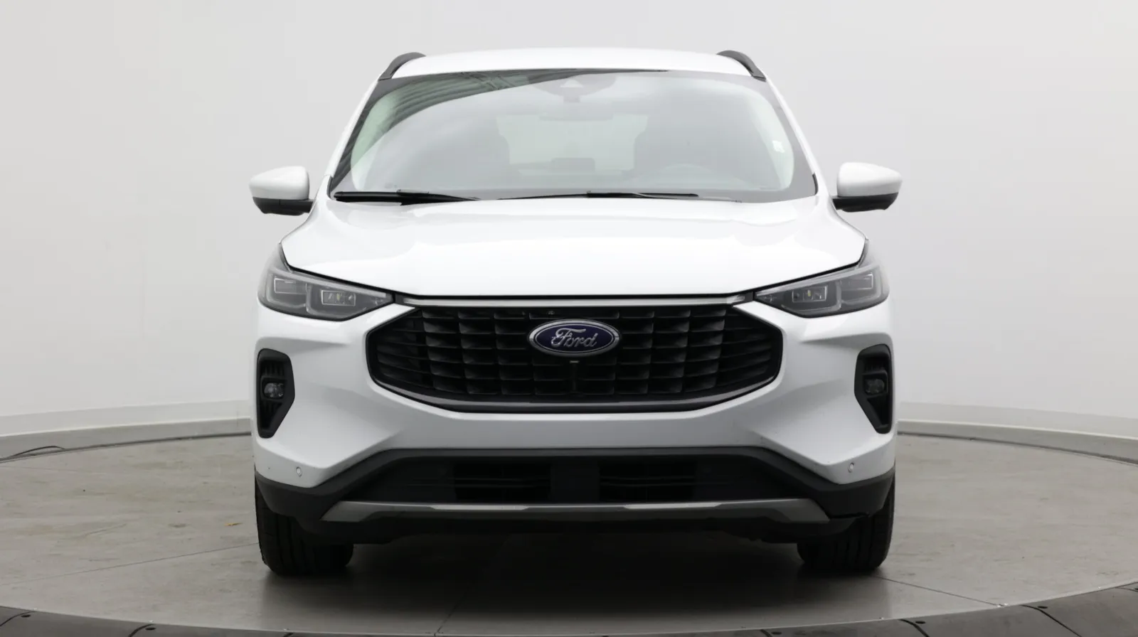 Ford Escape photo 2