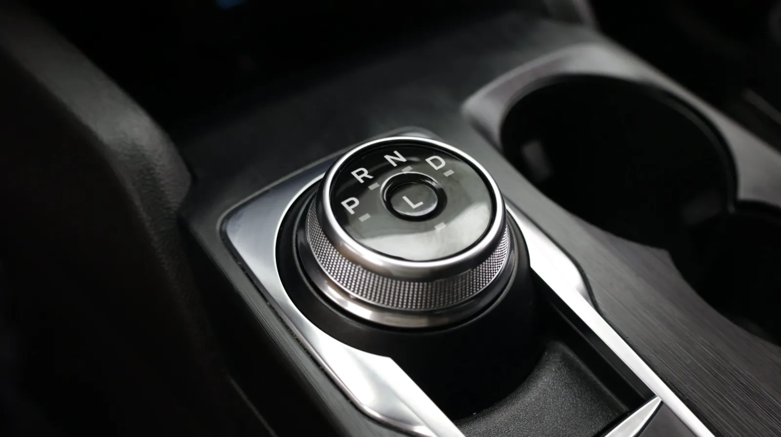 Ford Escape photo 20