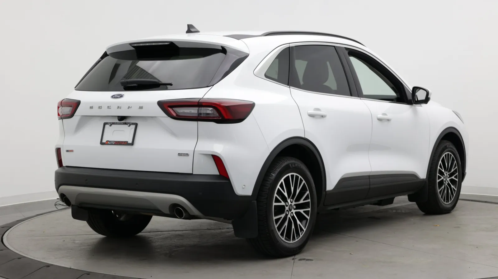 Ford Escape photo 8