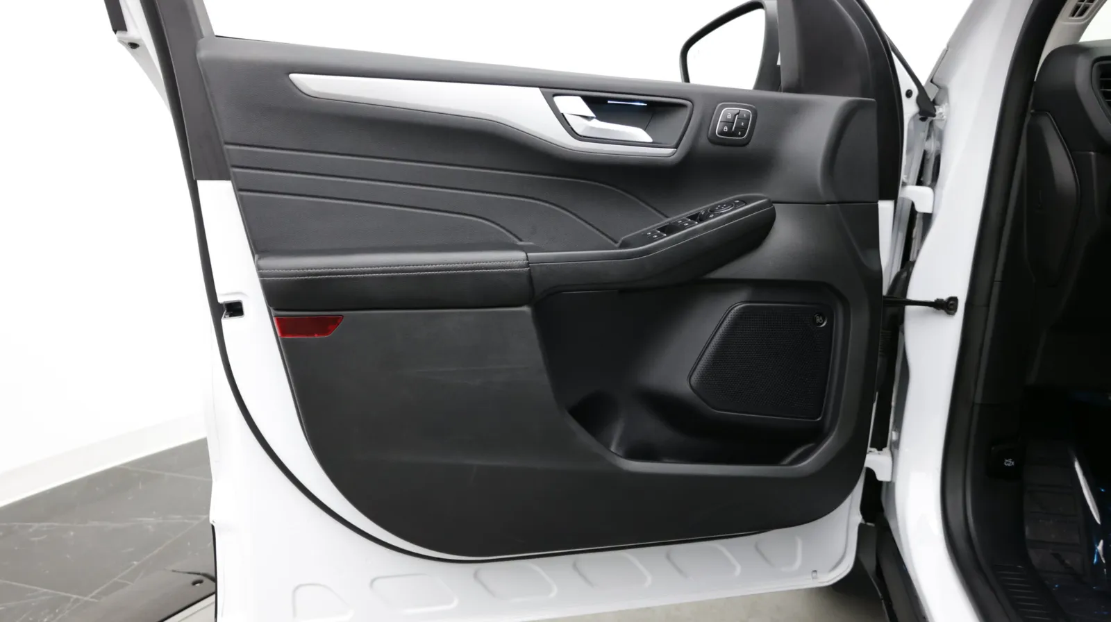Ford Escape photo 13