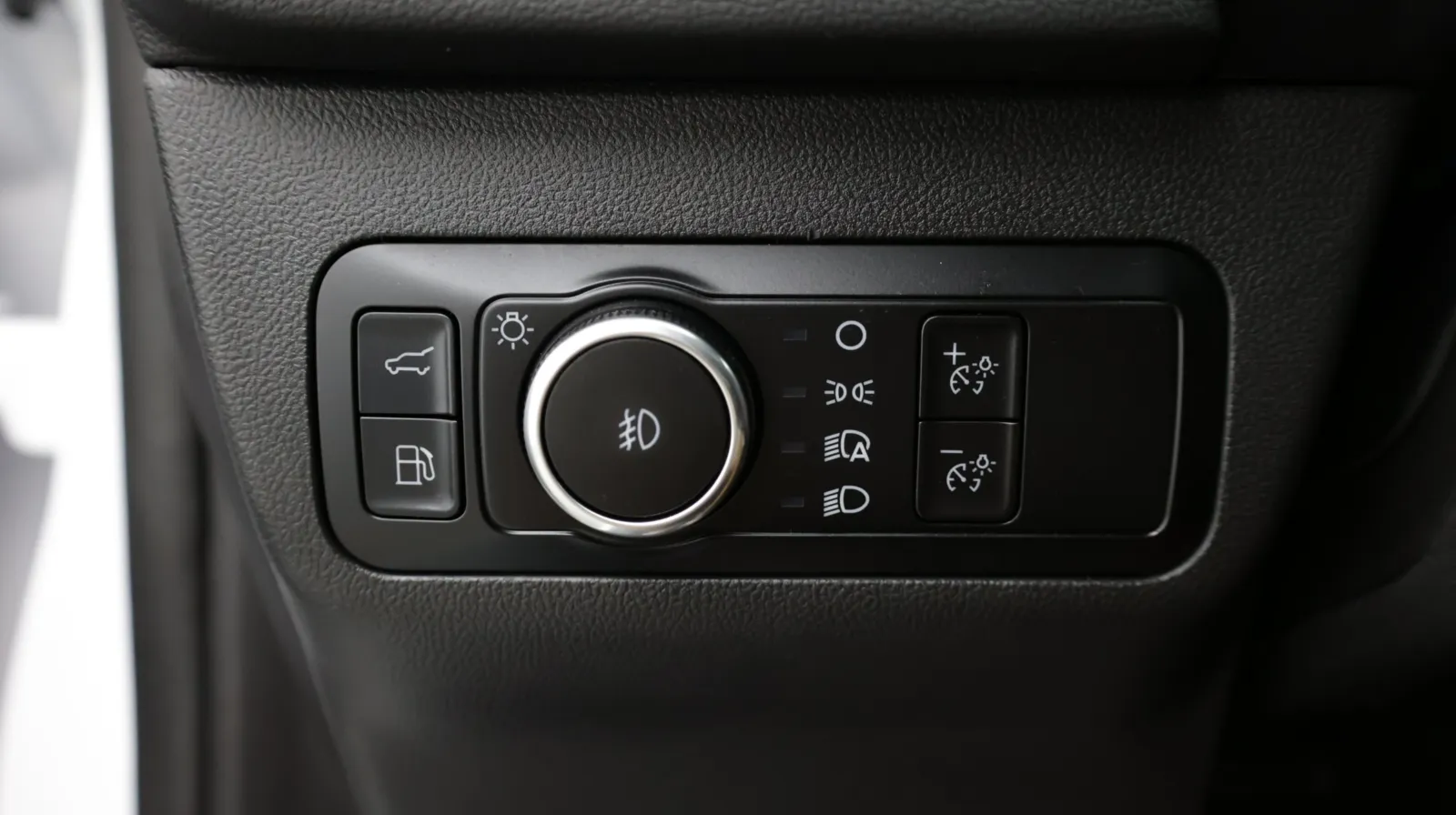 Ford Escape photo 18