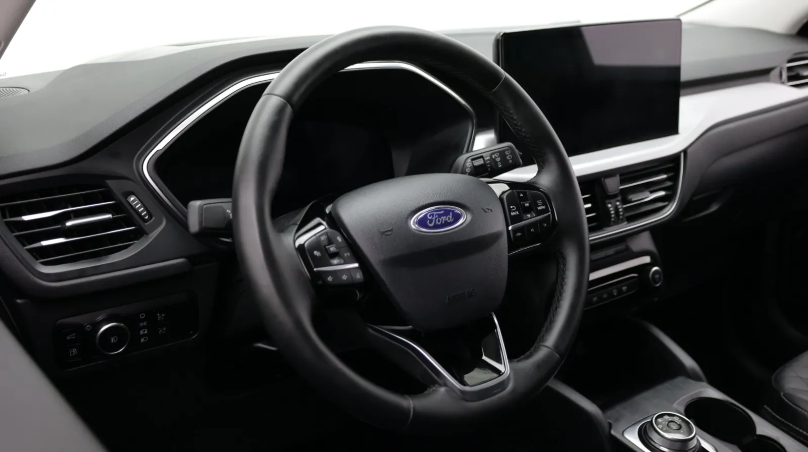 Ford Escape photo 10