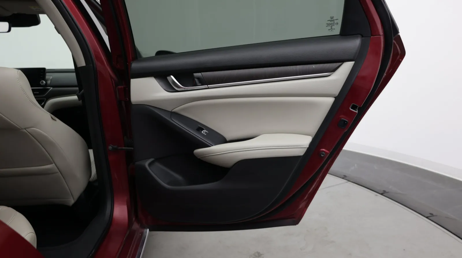 Honda Accord photo 33