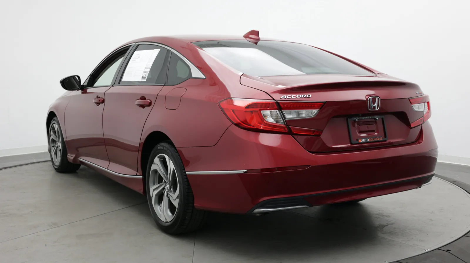 Honda Accord photo 5