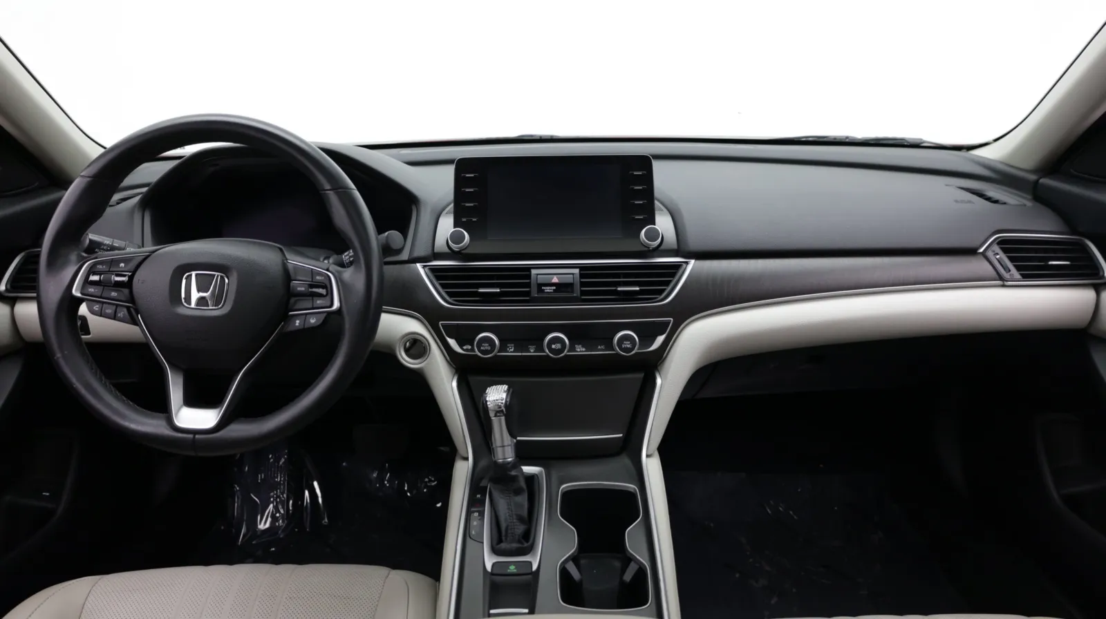 Honda Accord photo 30