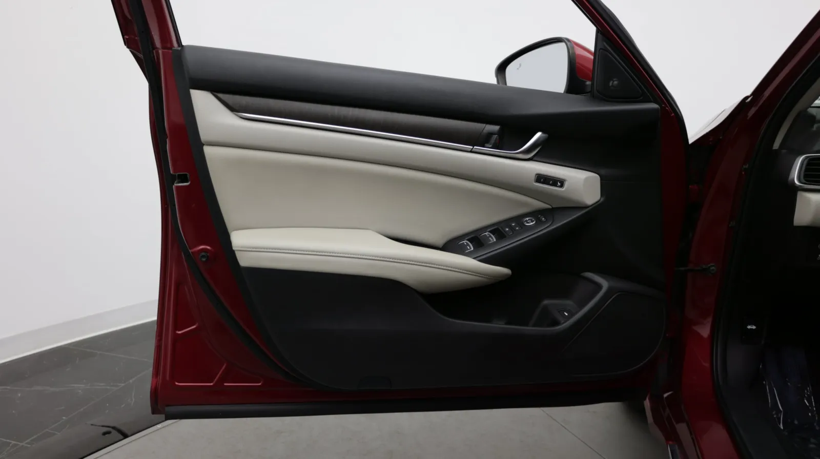 Honda Accord photo 11