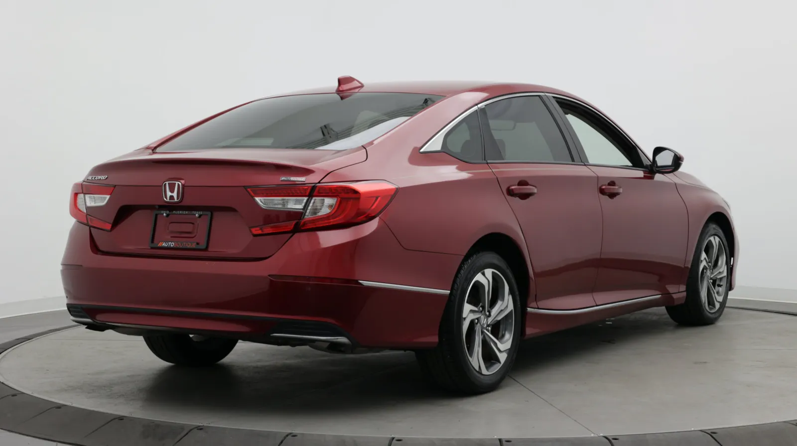 Honda Accord photo 7