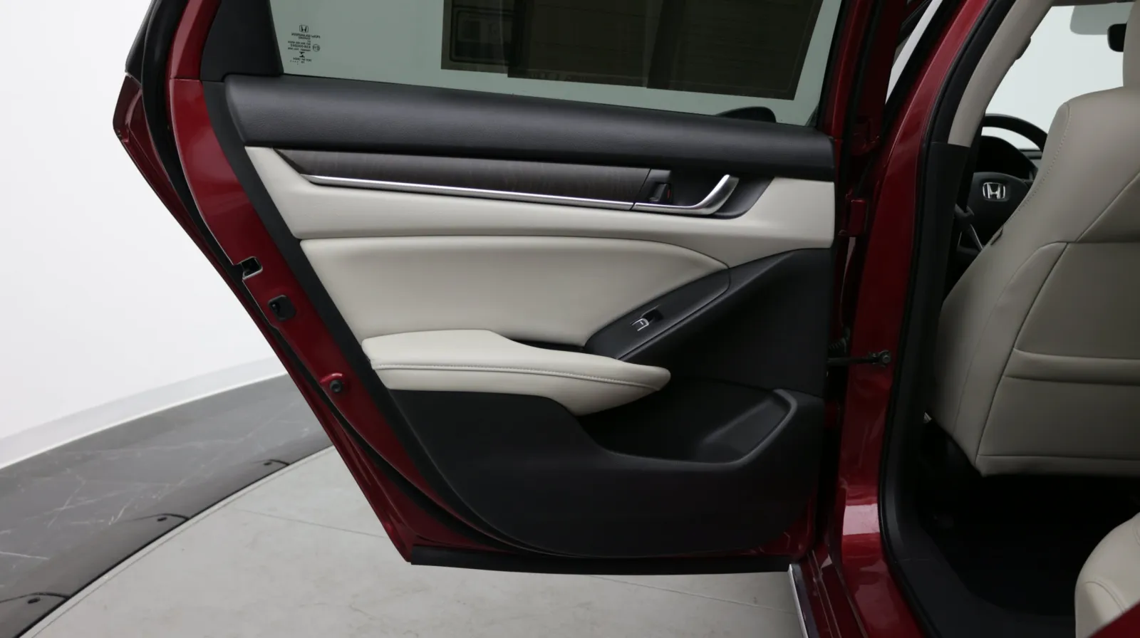 Honda Accord photo 27
