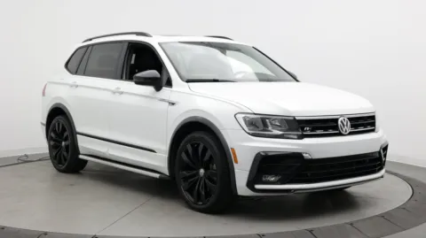 Another view of 2020 Volkswagen Tiguan SE for sale in Jacksonville, FL at Auto Boutique Florida