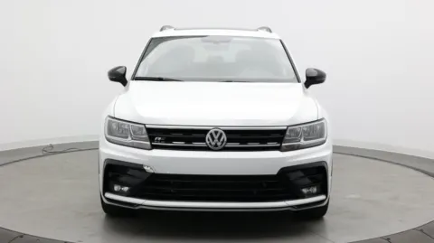 Photos of 2020 Volkswagen Tiguan SE for sale in Jacksonville, FL at Auto Boutique Florida