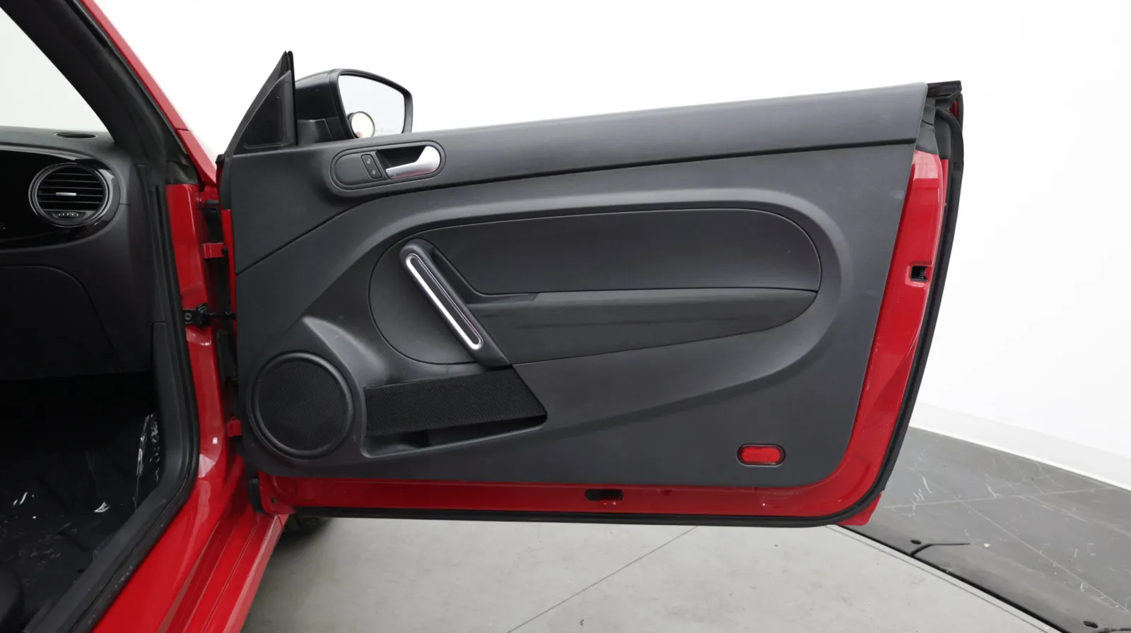 Volkswagen Beetle photo 23