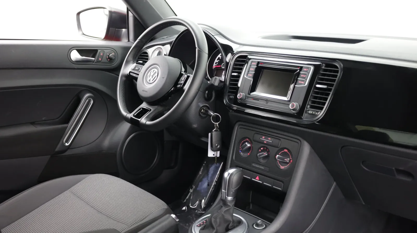 Volkswagen Beetle photo 24