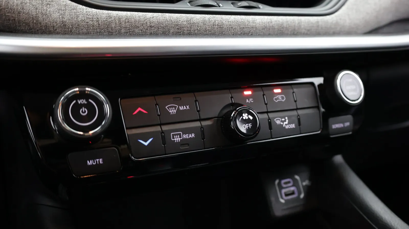 Jeep Compass photo 18
