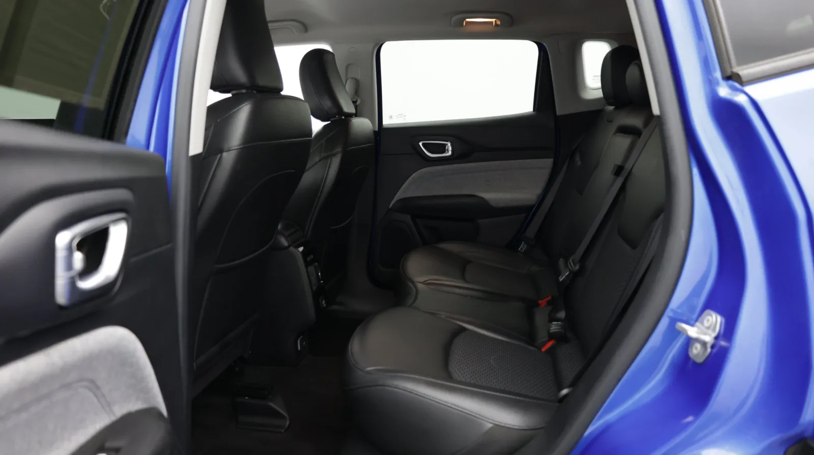 Jeep Compass photo 25