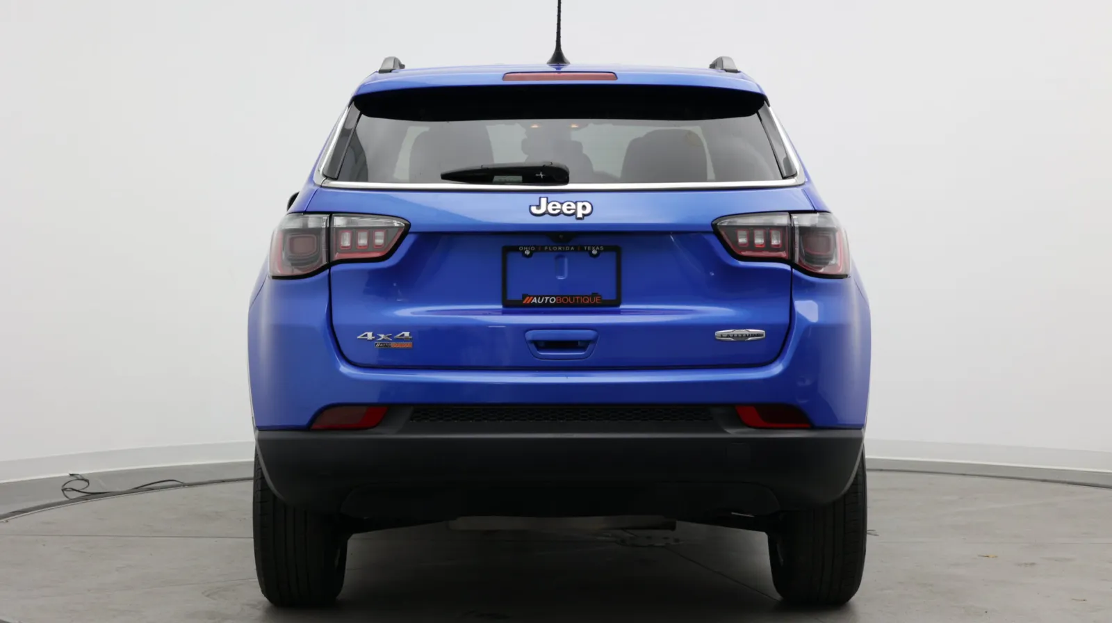 Jeep Compass photo 5