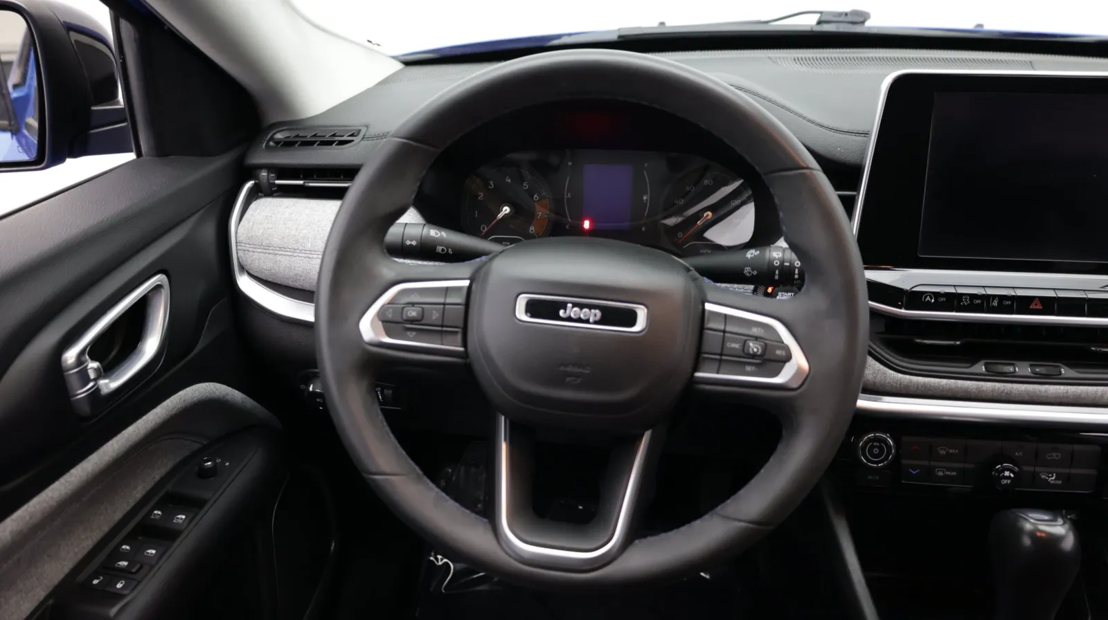 Jeep Compass photo 27