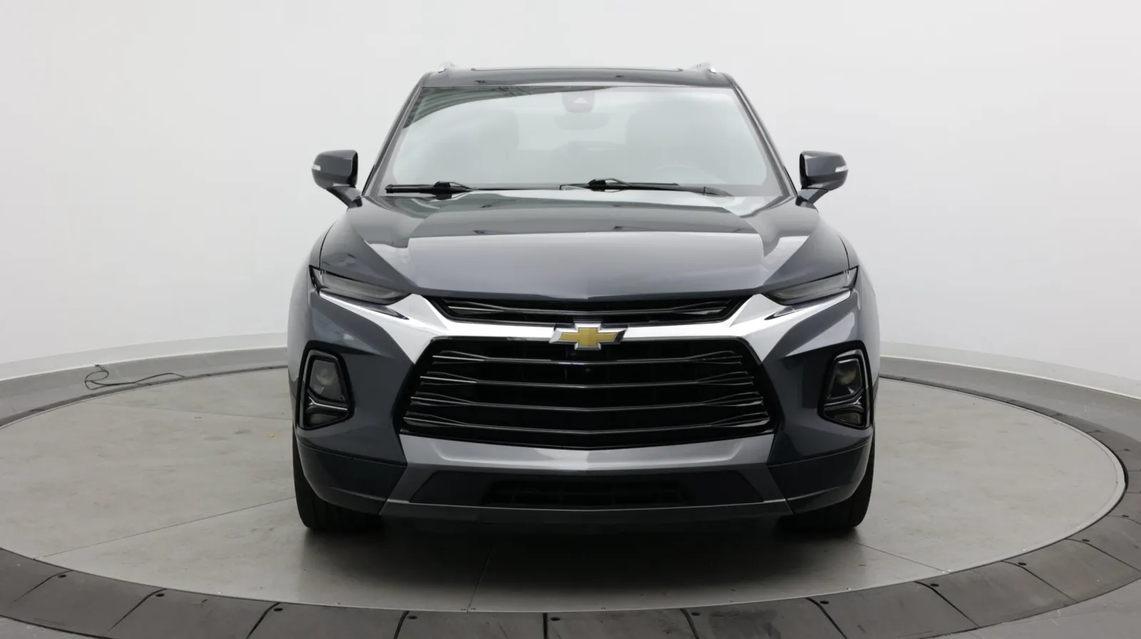 Chevrolet Blazer photo 2