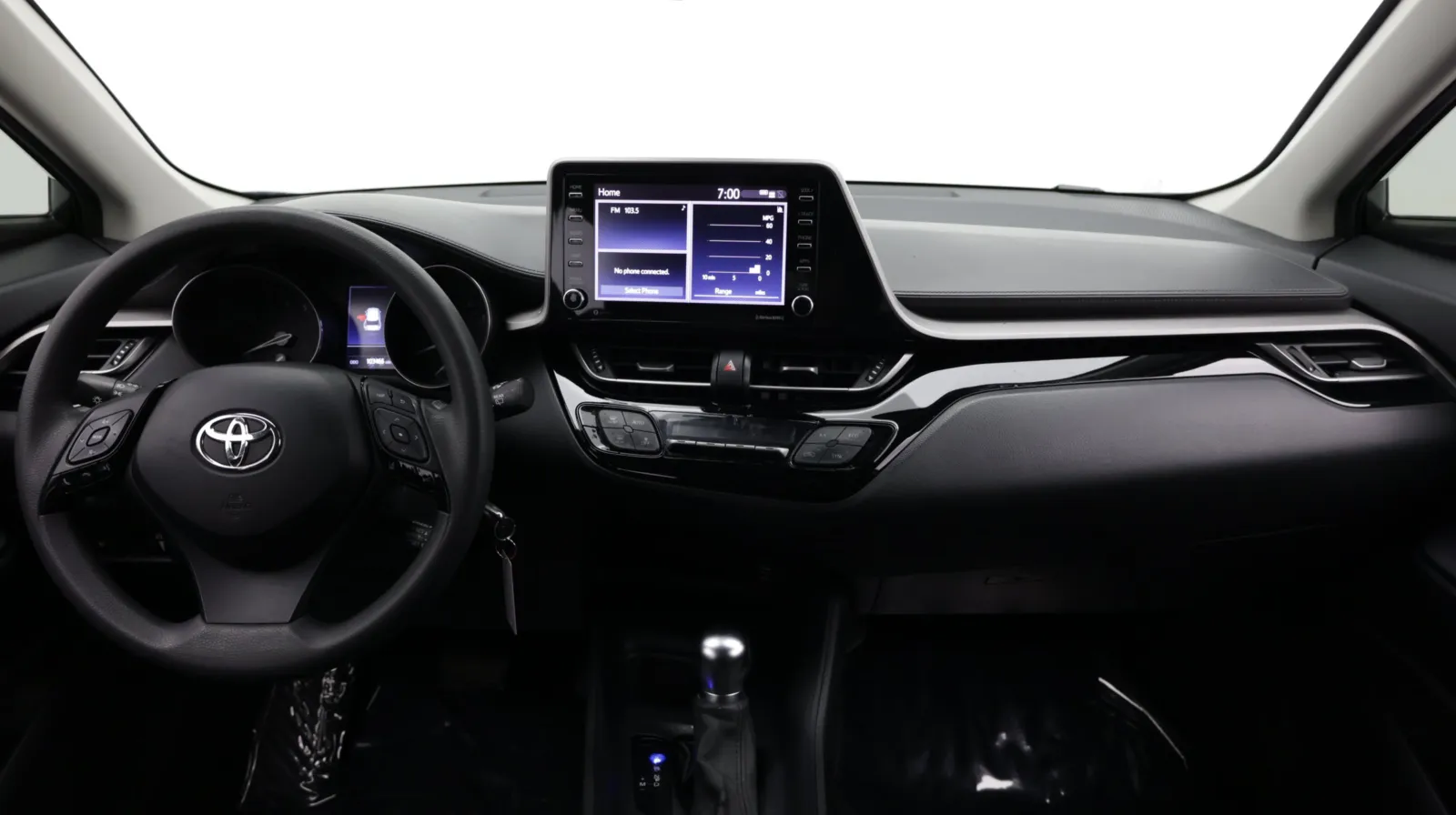 Toyota C-HR photo 24