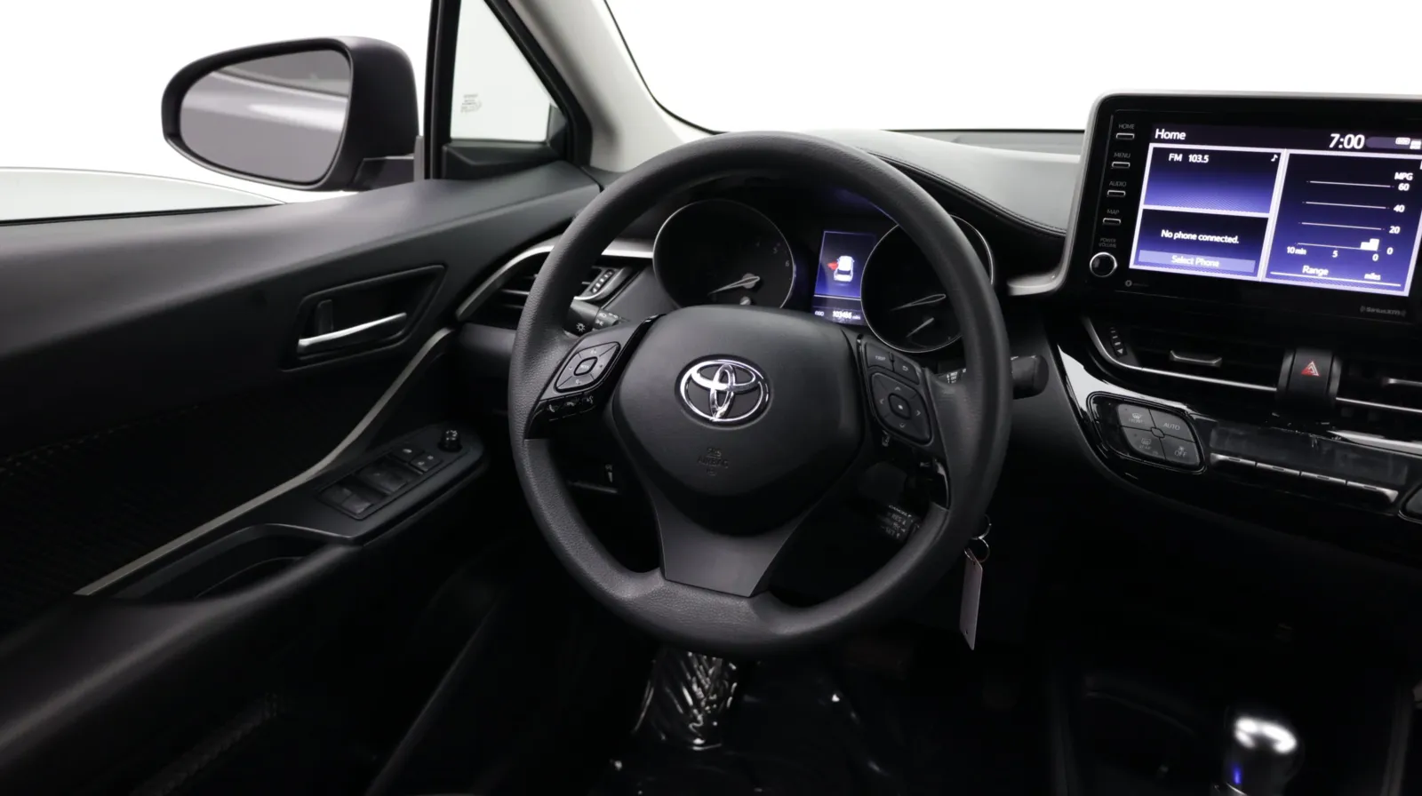 Toyota C-HR photo 23