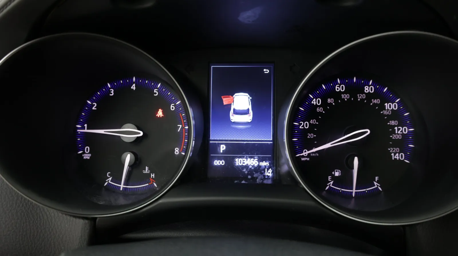 Toyota C-HR photo 16