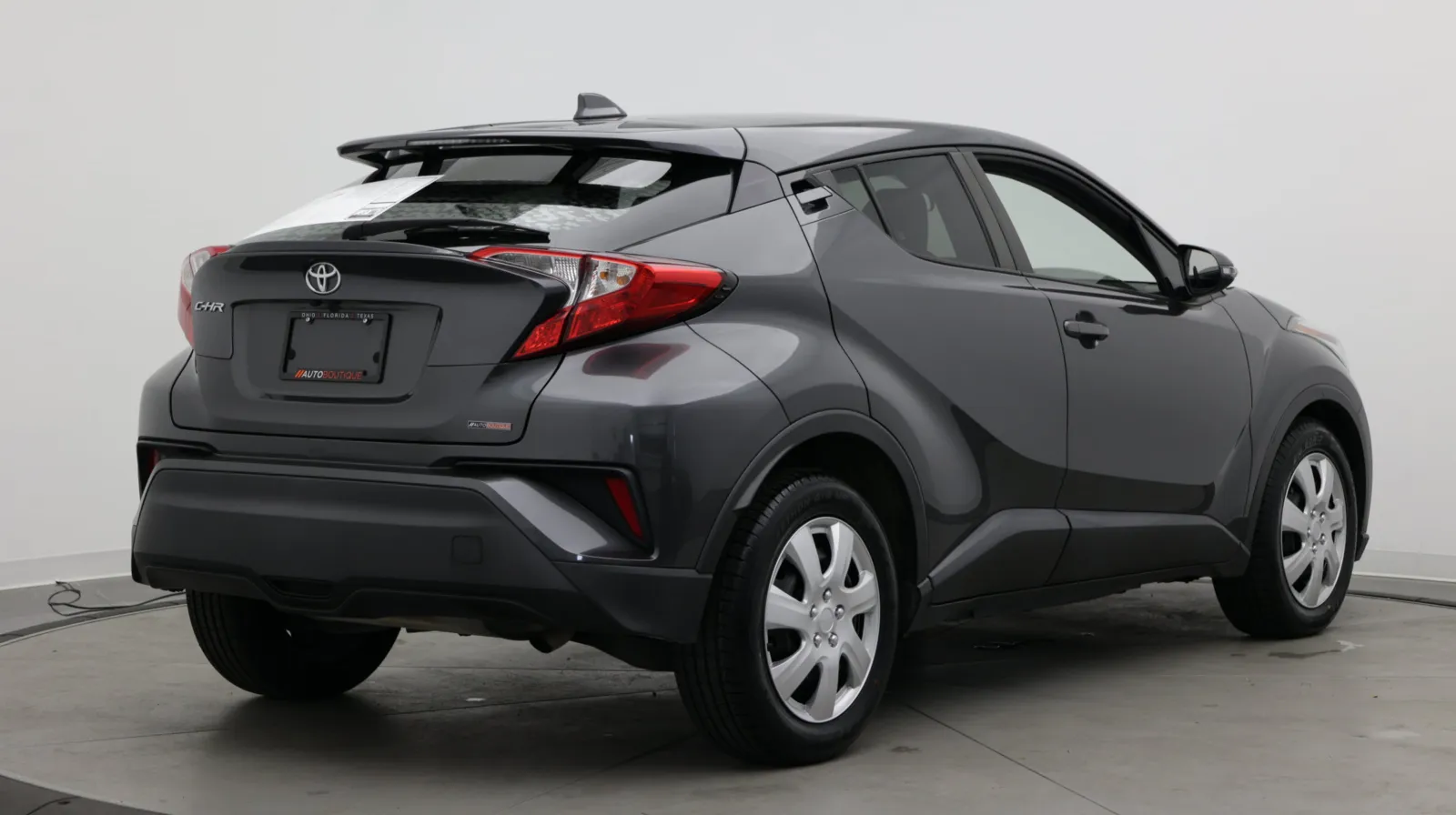 Toyota C-HR photo 7