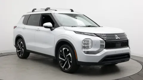 Another view of 2022 Mitsubishi Outlander ES for sale in Jacksonville, FL at Auto Boutique Florida