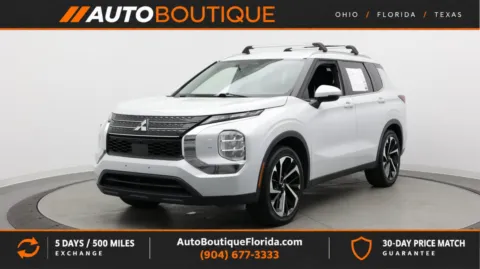 White 2022 Mitsubishi Outlander ES for sale in Jacksonville, FL