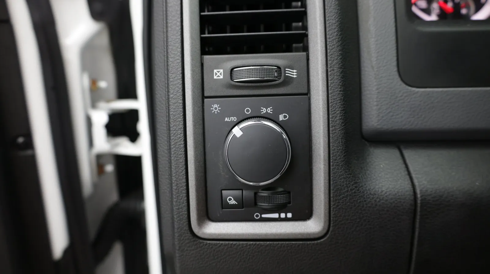 Ram 1500 photo 13