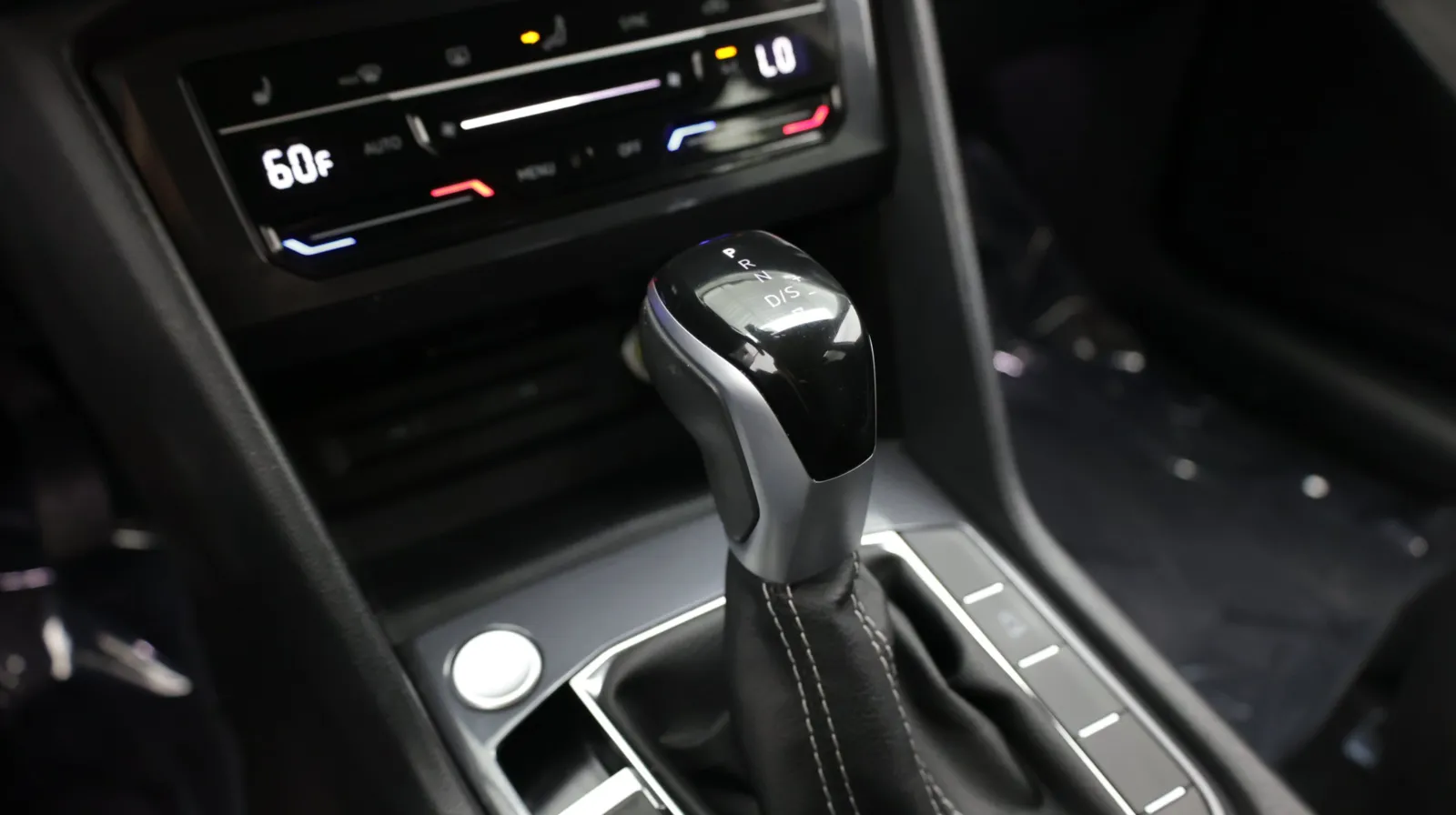 Volkswagen Tiguan photo 18