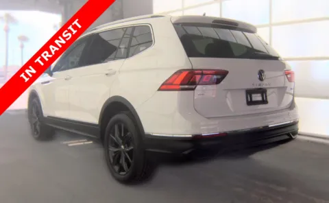 More photos of 2024 Volkswagen Tiguan SE at Auto Boutique Florida, FL