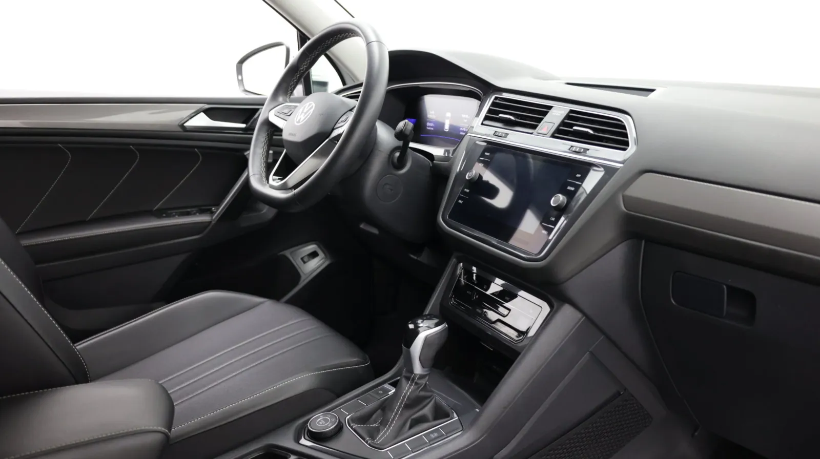 Volkswagen Tiguan photo 37