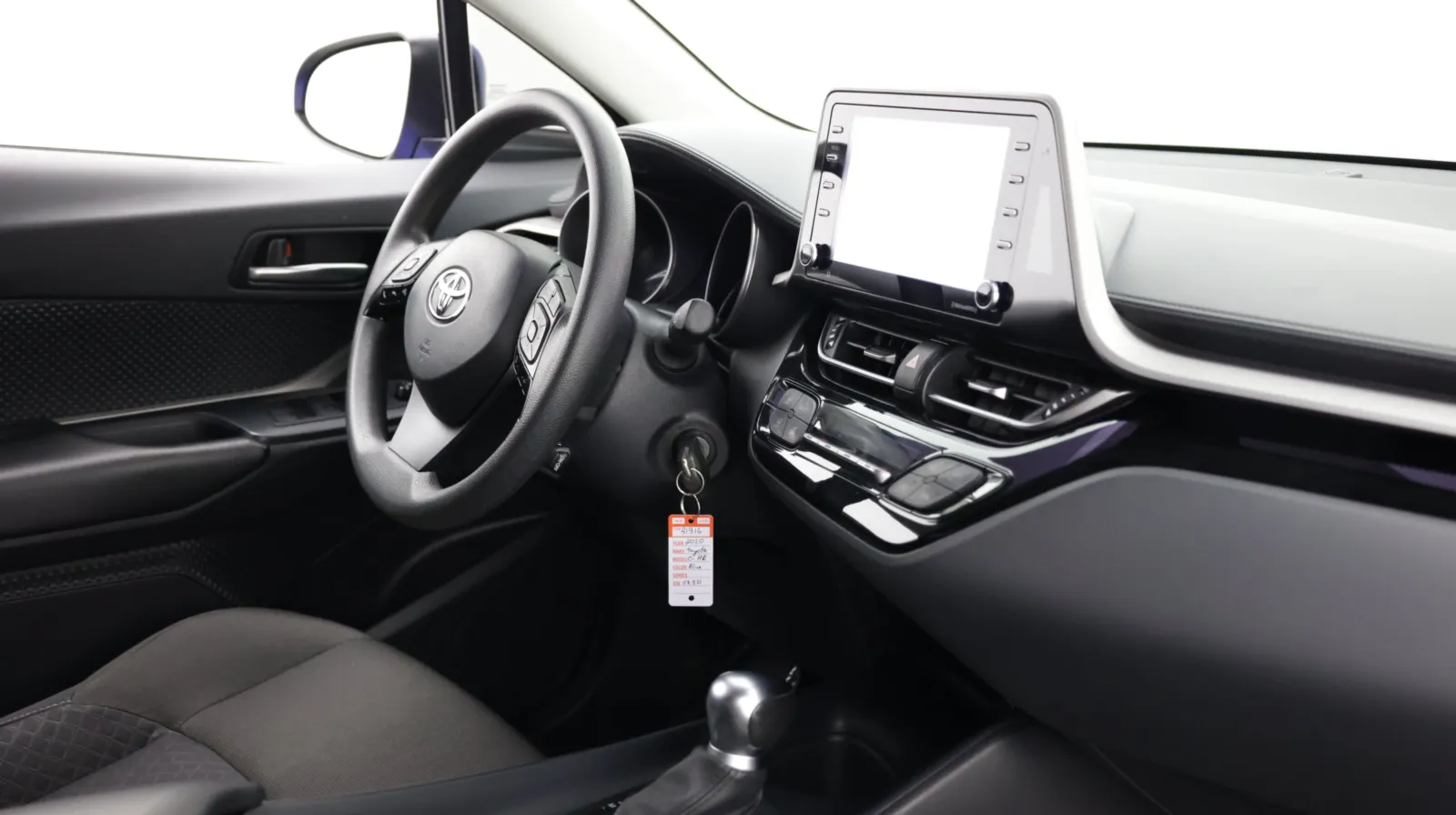 Toyota C-HR photo 31