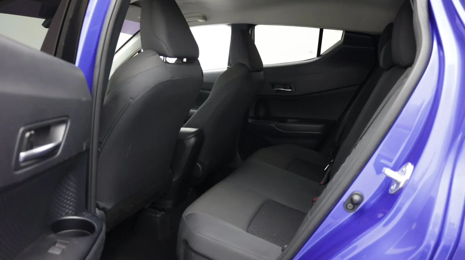 Toyota C-HR photo 21