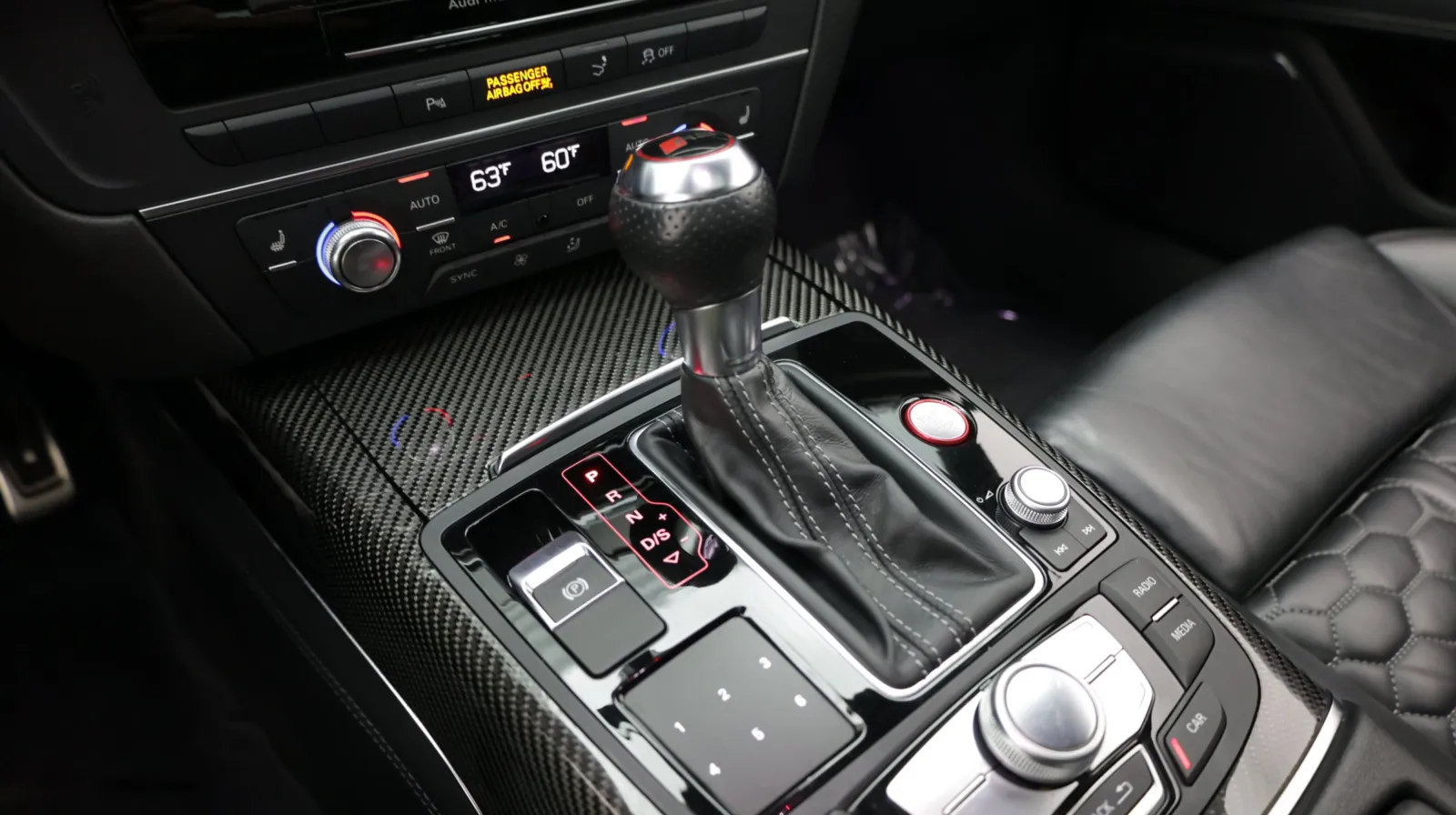 Audi RS 7 photo 23
