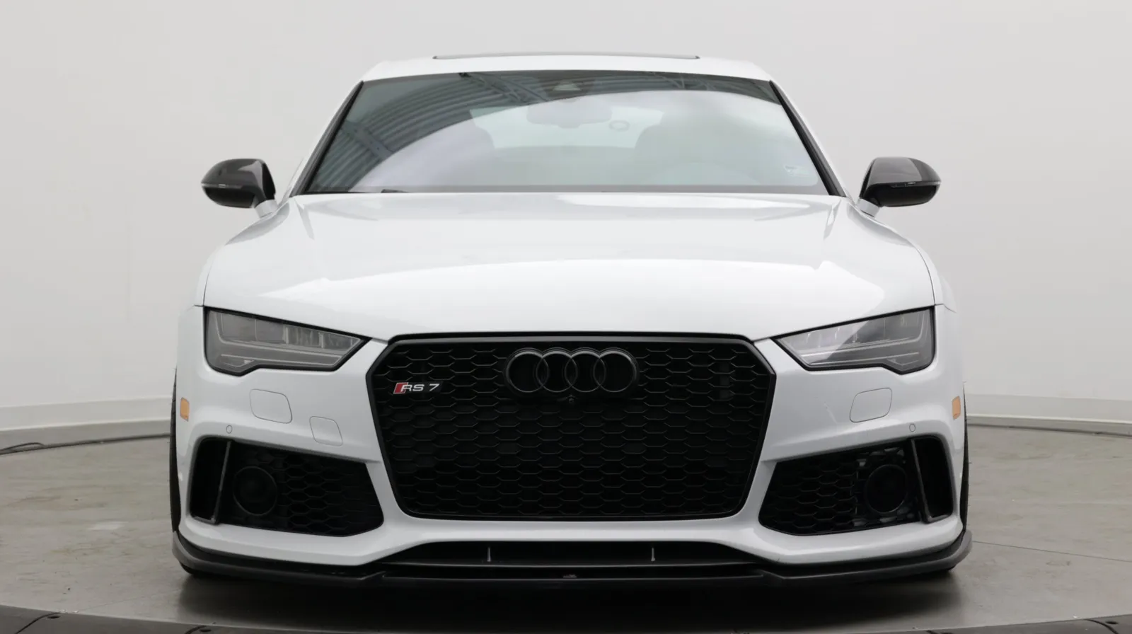 Audi RS 7 photo 2