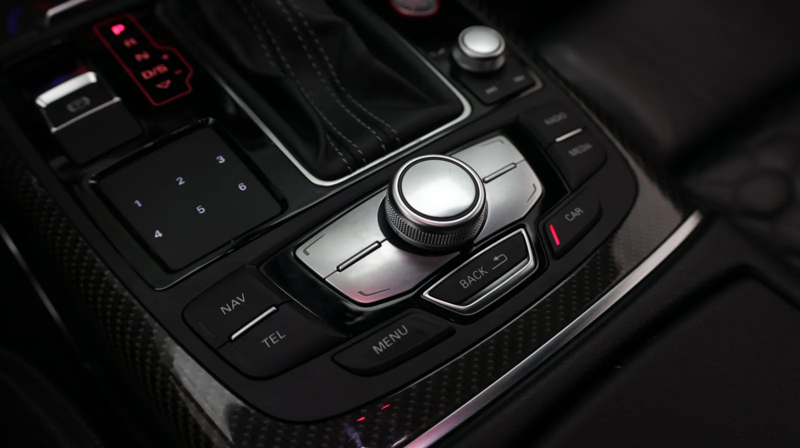 Audi RS 7 photo 24