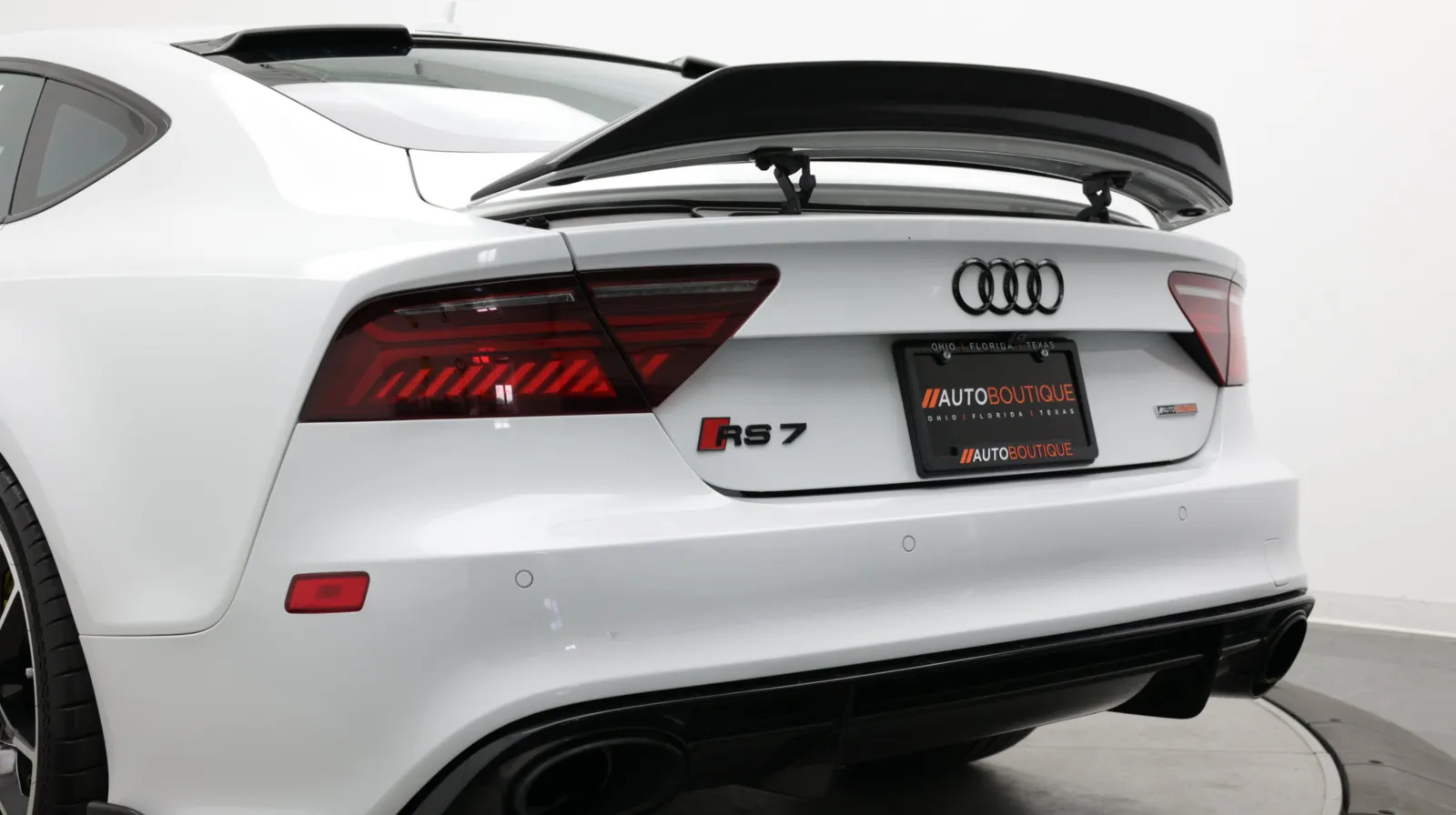 Audi RS 7 photo 11