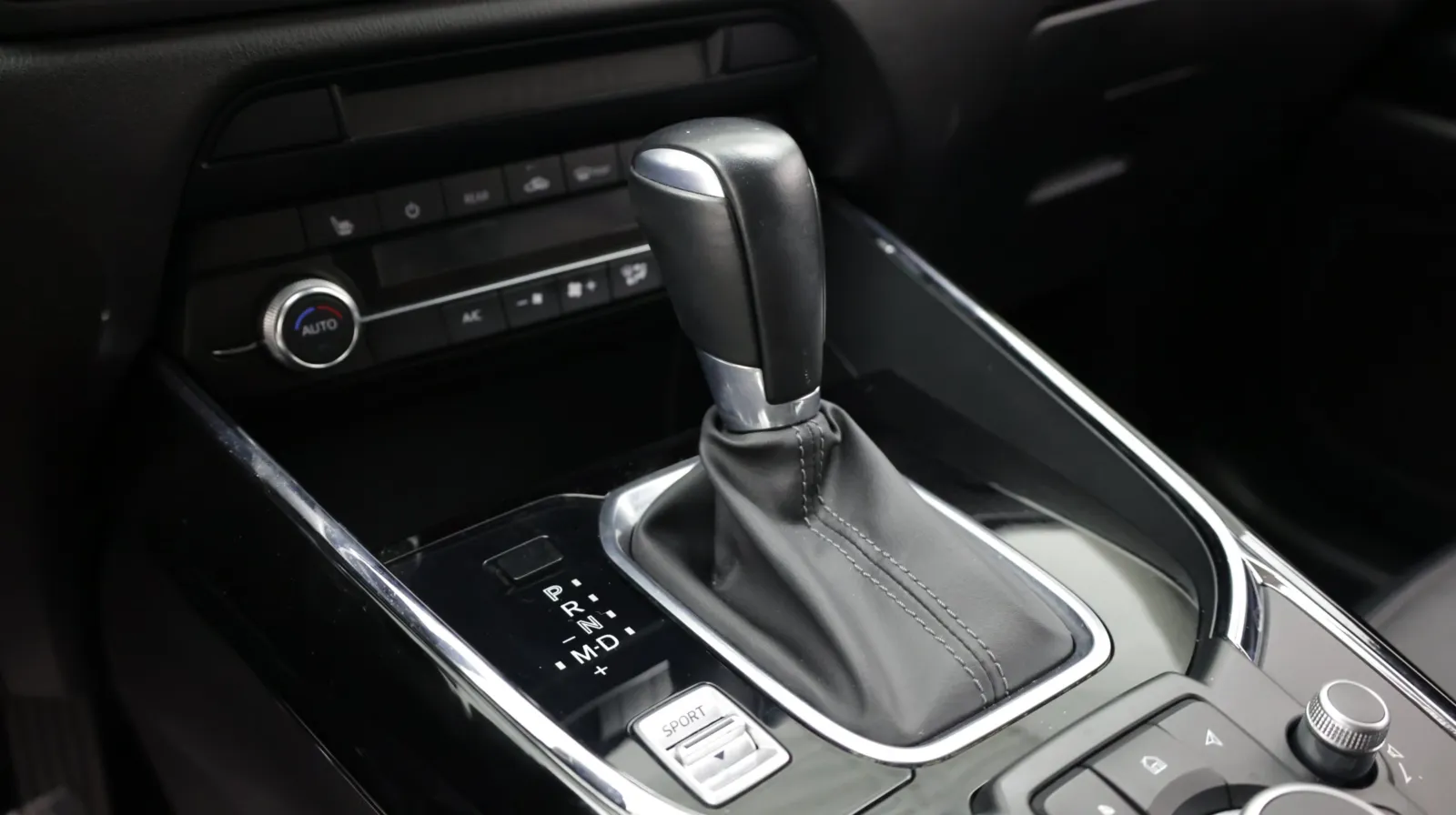 Mazda CX-9 photo 18