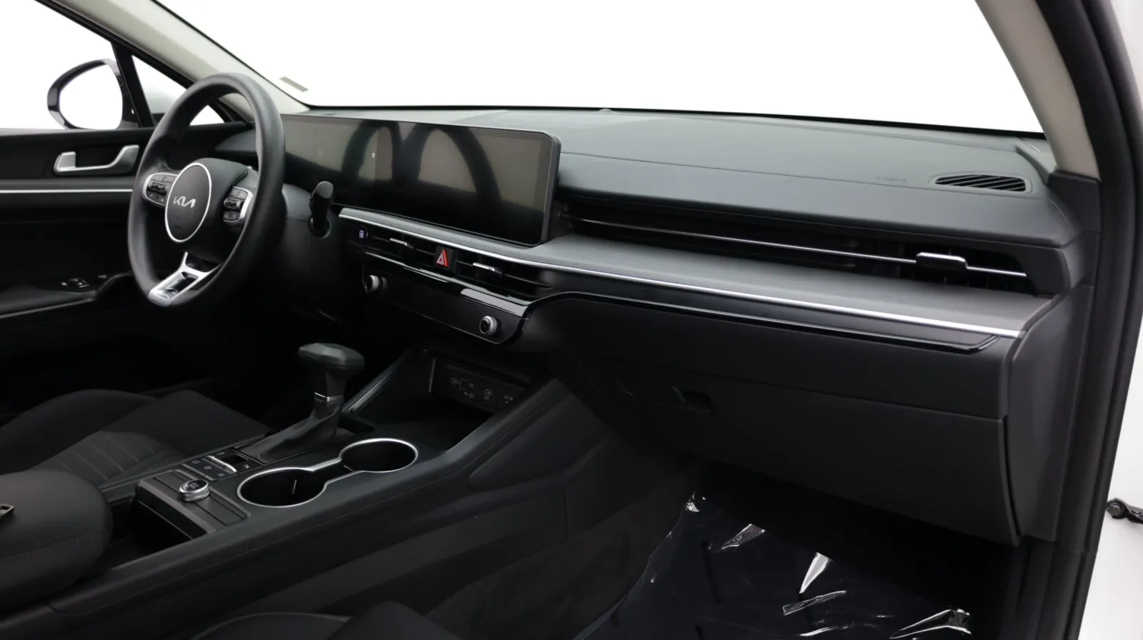 Kia K5 photo 35