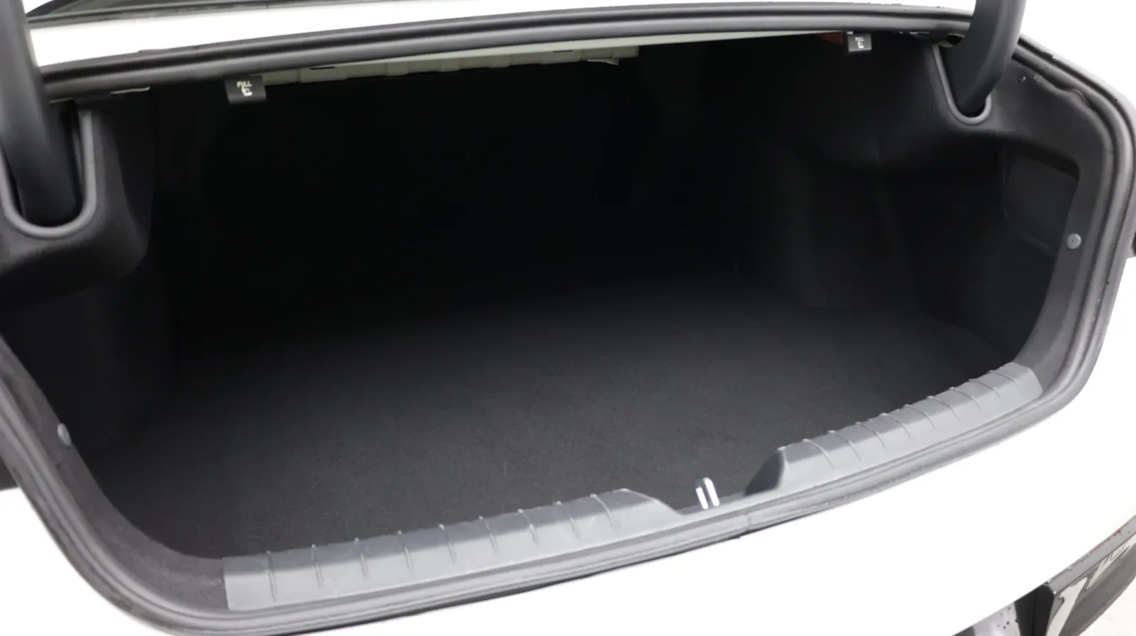 Kia K5 photo 29