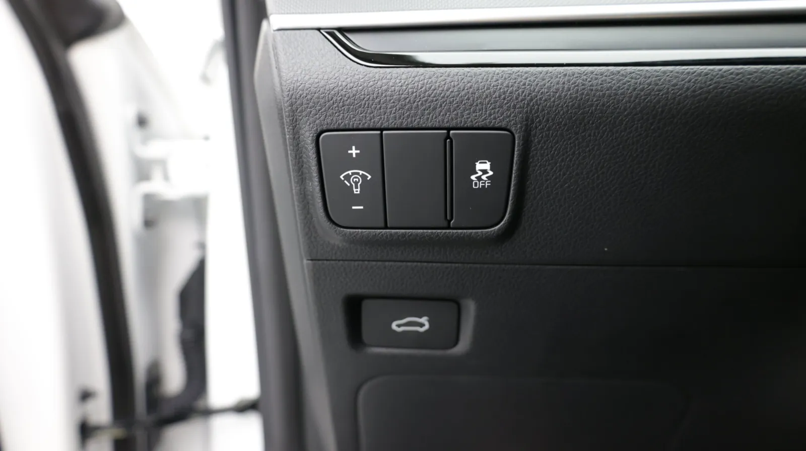 Kia K5 photo 14