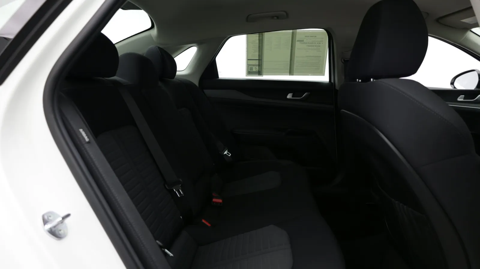 Kia K5 photo 31