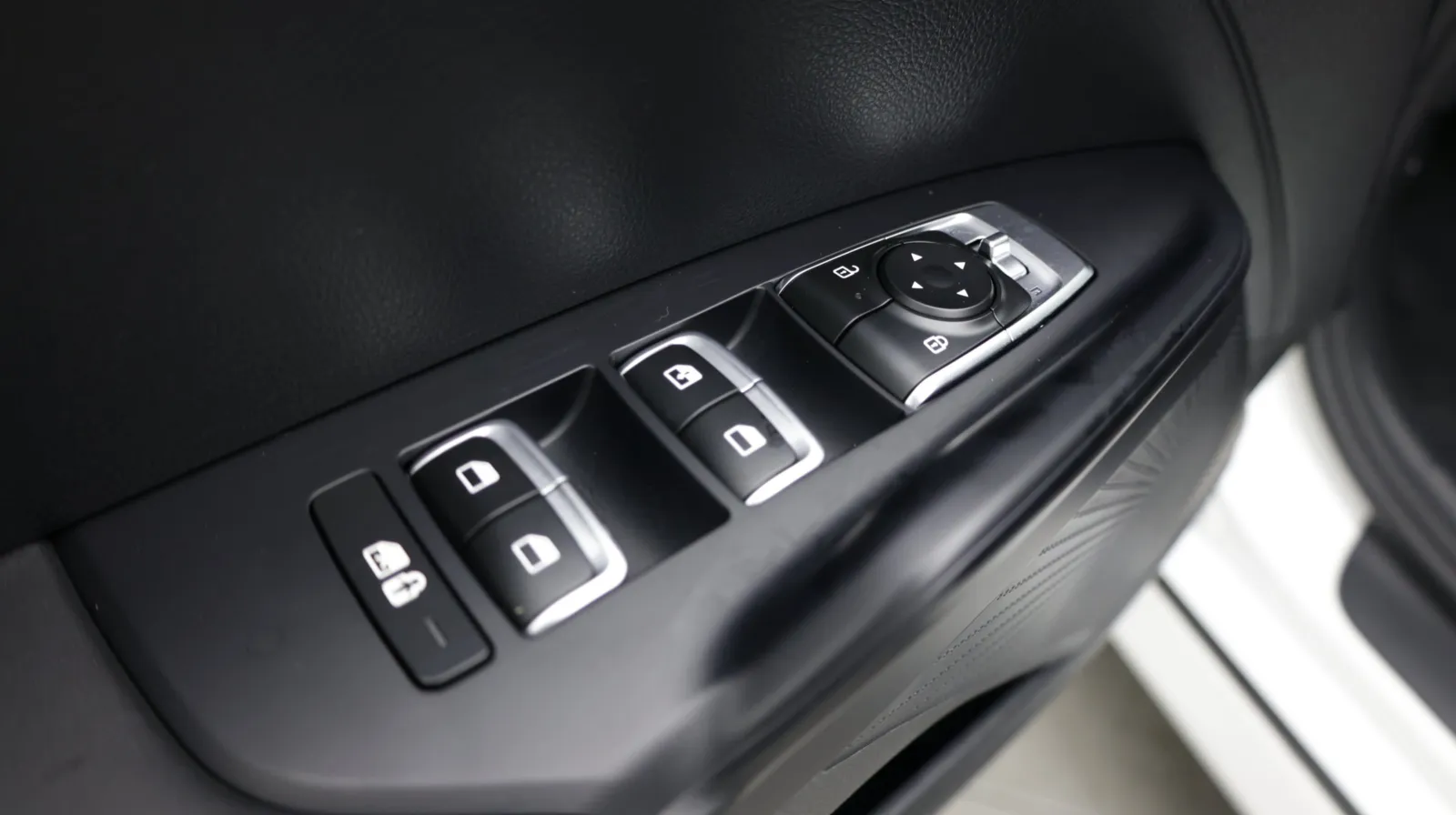 Kia K5 photo 12