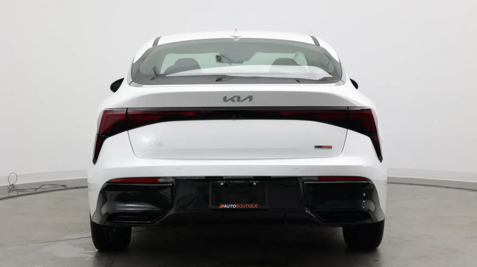Kia K5 photo 6