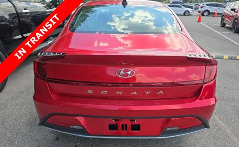 More photos of 2022 Hyundai Sonata SE at Auto Boutique Florida, FL